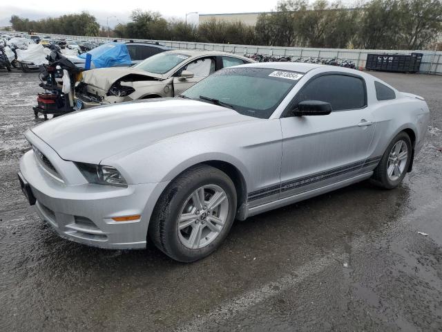 1ZVBP8AM1D5213680 - 2013 FORD MUSTANG SILVER photo 1