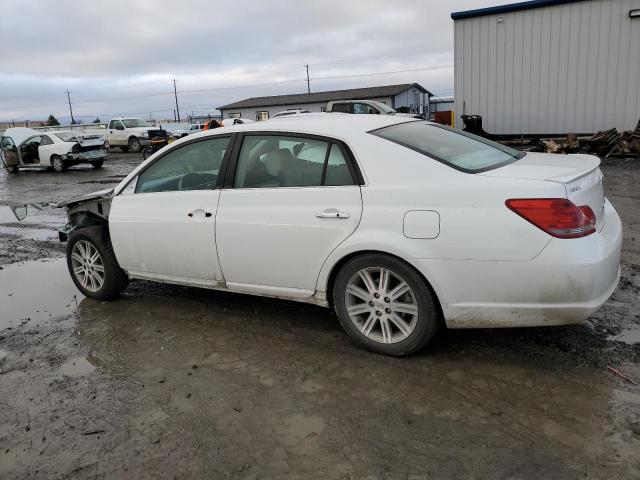 4T1BK36B18U283473 - 2008 TOYOTA AVALON XL WHITE photo 2