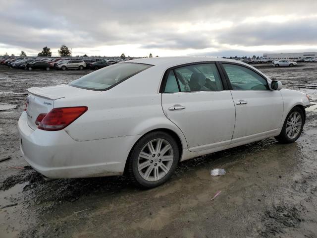 4T1BK36B18U283473 - 2008 TOYOTA AVALON XL WHITE photo 3