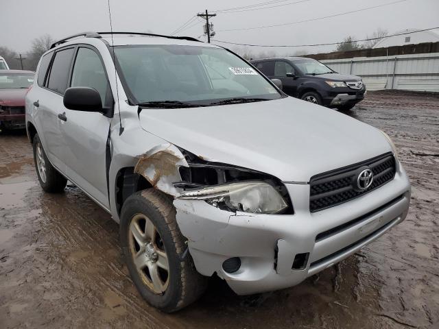 JTMBD33VX75079342 - 2007 TOYOTA RAV4 SILVER photo 4