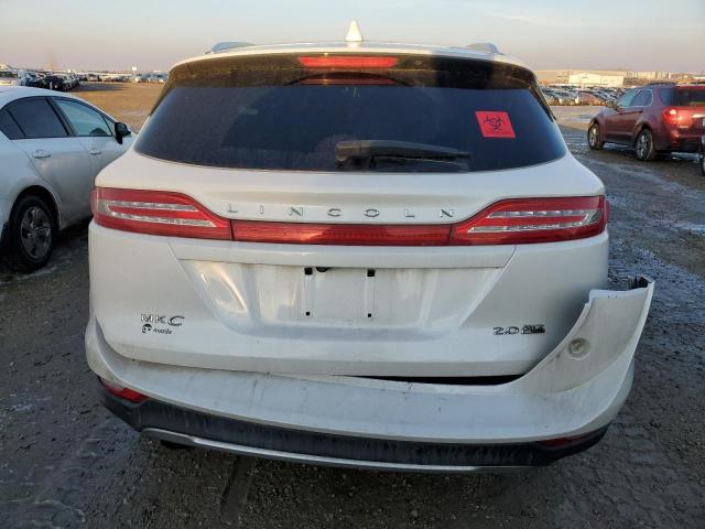 5LMCJ2A95FUJ46715 - 2015 LINCOLN MKC WHITE photo 6