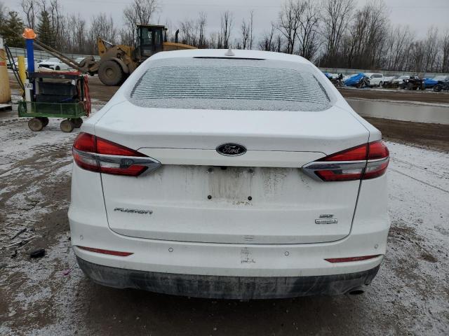 3FA6P0HD2LR165992 - 2020 FORD FUSION SE WHITE photo 6