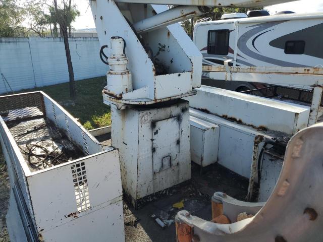 1GBM7H1C8WJ109821 - 1998 CHEVROLET C-SERIES C7H042 白色 照片 6