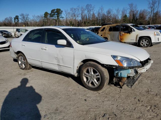 1HGCM56776A144703 - 2006 HONDA ACCORD EX WHITE photo 4