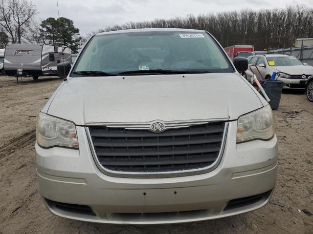 2A8HR44H88R801222 - 2008 CHRYSLER TOWN & COU LX SILVER photo 5