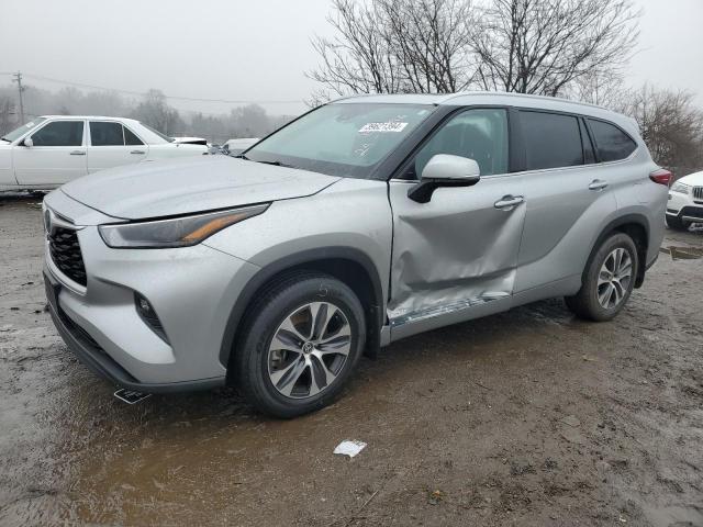 2022 TOYOTA HIGHLANDER HYBRID XLE, 