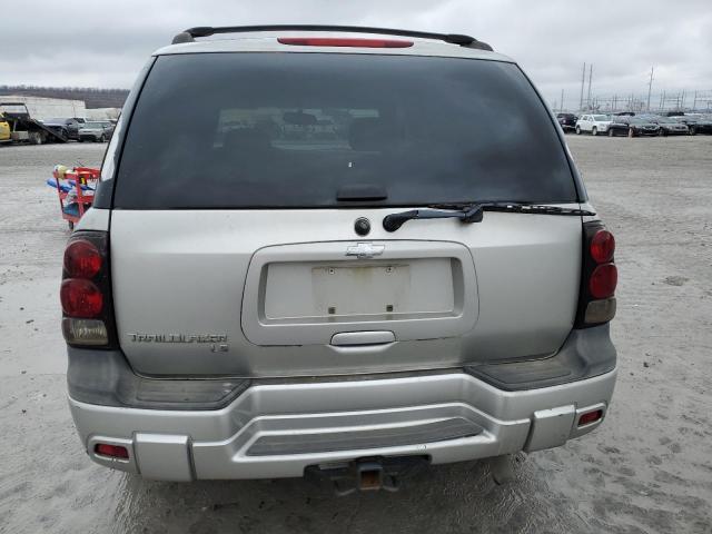 1GNDS13S352323671 - 2005 CHEVROLET TRAILBLAZE LS SILVER photo 6