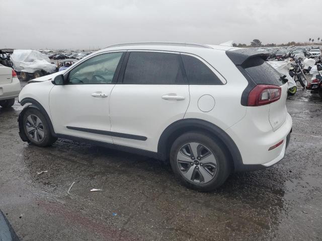 KNDCB3LC3K5298144 - 2019 KIA NIRO FE WHITE photo 2