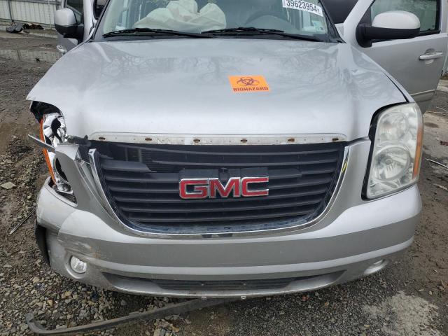 1GKS2CE01CR154167 - 2012 GMC YUKON SLT SILVER photo 12