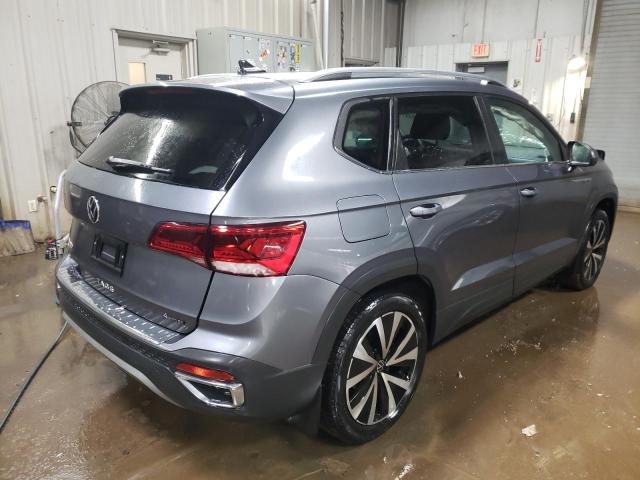 3VVWX7B23NM061748 - 2022 VOLKSWAGEN TAOS SE GRAY photo 3