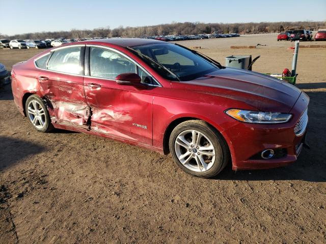 3FA6P0RU6GR366153 - 2016 FORD FUSION TITANIUM HEV RED photo 4