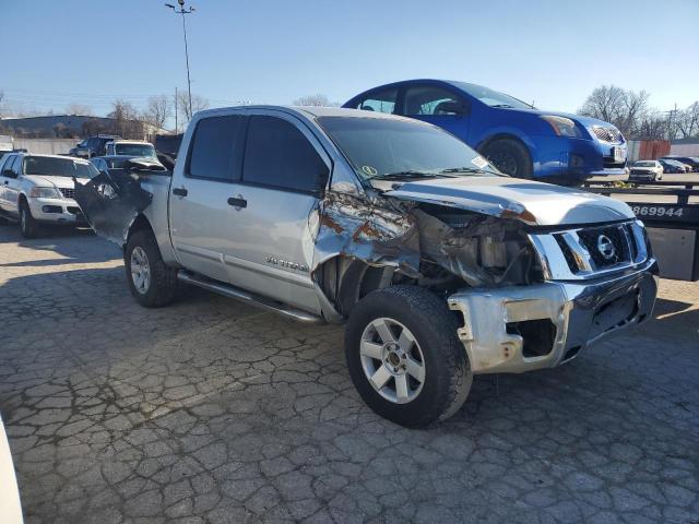 1N6BA0EJ4CN306954 - 2012 NISSAN TITAN S SILVER photo 4