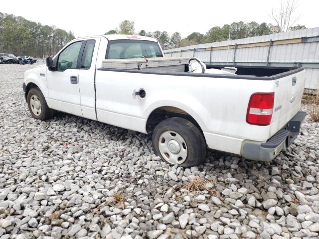 1FTRF12206NA13983 - 2006 FORD F150 WHITE photo 2