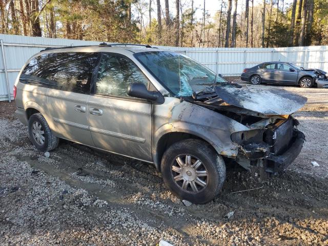 2C4GP54L65R391180 - 2005 CHRYSLER TOWN & COU BEIGE photo 4