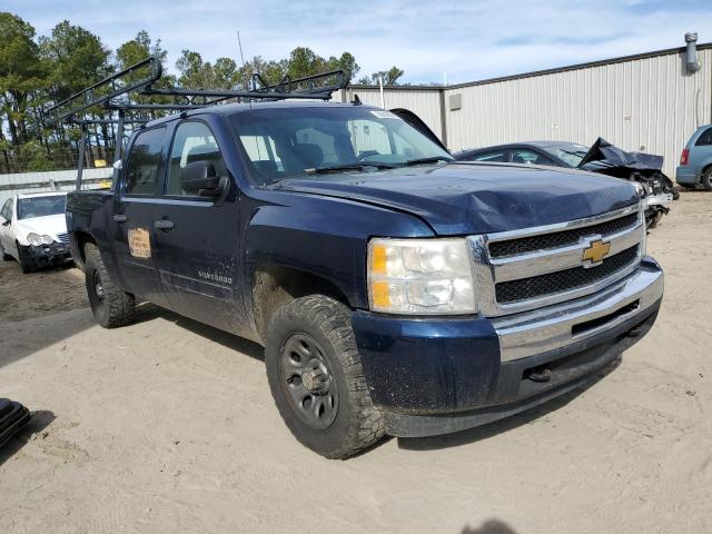 3GCRKREA9AG161886 - 2010 CHEVROLET SILVERADO K1500 LS BLUE photo 4