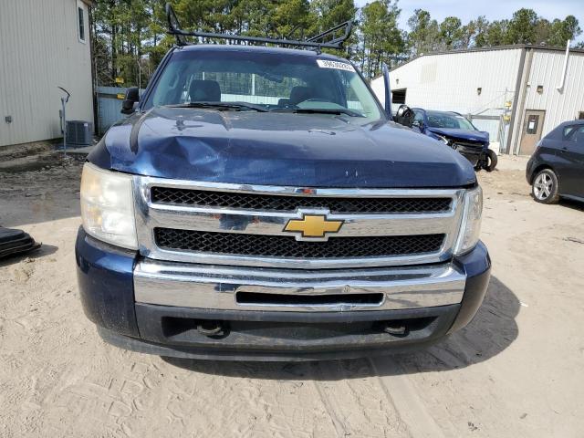 3GCRKREA9AG161886 - 2010 CHEVROLET SILVERADO K1500 LS BLUE photo 5