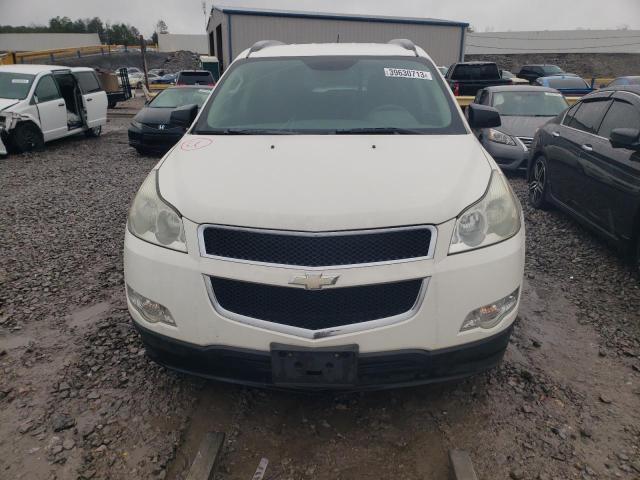 1GNKREEDXBJ207779 - 2011 CHEVROLET TRAVERSE LS WHITE photo 5