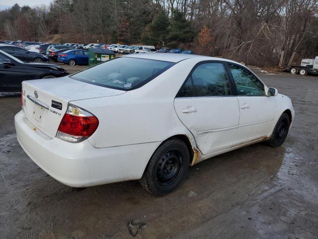 4T1BE32K75U566596 - 2005 TOYOTA CAMRY LE WHITE photo 3