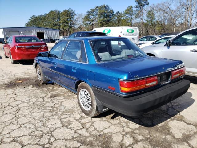 JT2SV21EXL3428301 - 1990 TOYOTA CAMRY DLX BLUE photo 2