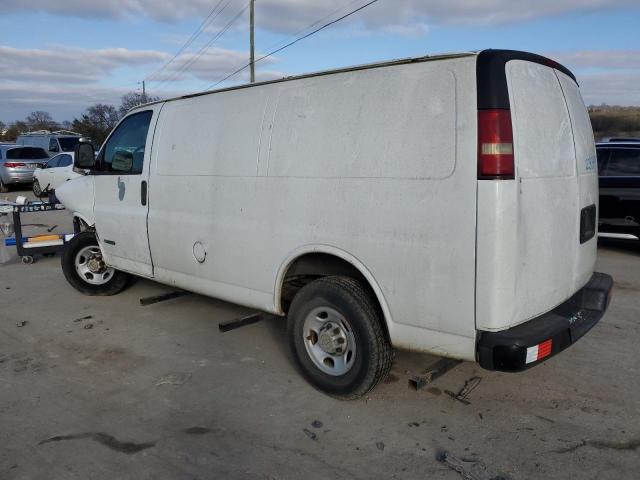 1GCGG25V061228397 - 2006 CHEVROLET EXPRESS G2 WHITE photo 2