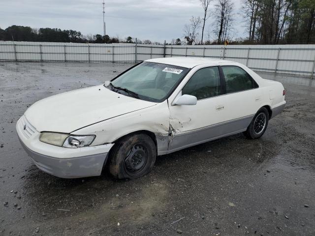 JT2BG22K4X0362978 - 1999 TOYOTA CAMRY LE WHITE photo 1