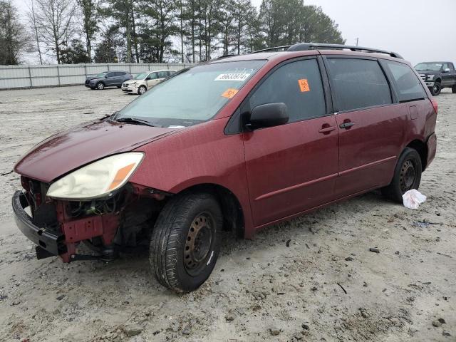 2004 TOYOTA SIENNA CE, 