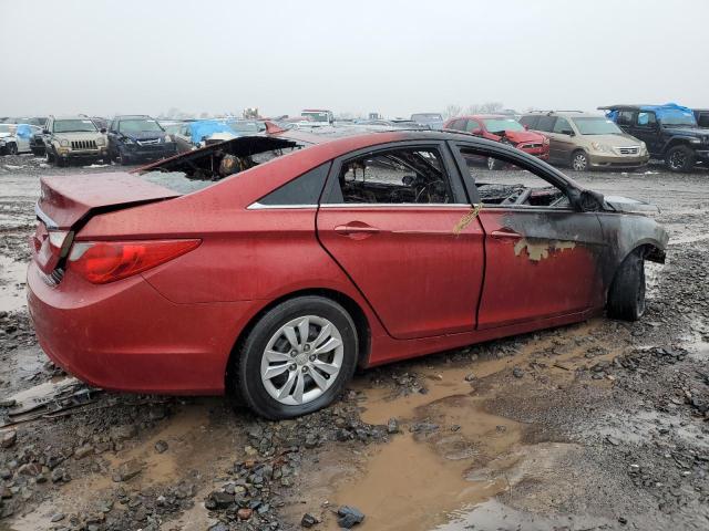 5NPEB4AC5BH078800 - 2011 HYUNDAI SONATA GLS RED photo 3