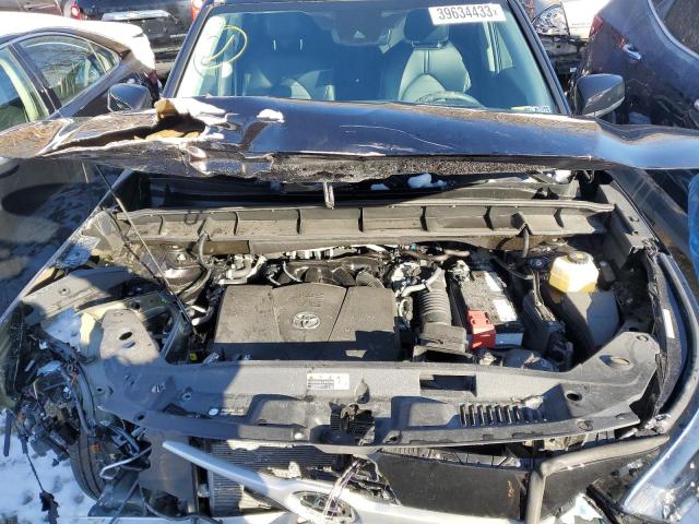 5TDGZRBH3NS187749 - 2022 TOYOTA HIGHLANDER XLE BLACK photo 12