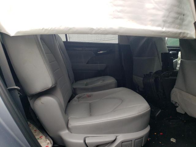 5TDGZRBH0NS196991 - 2022 TOYOTA HIGHLANDER XLE BLUE photo 11