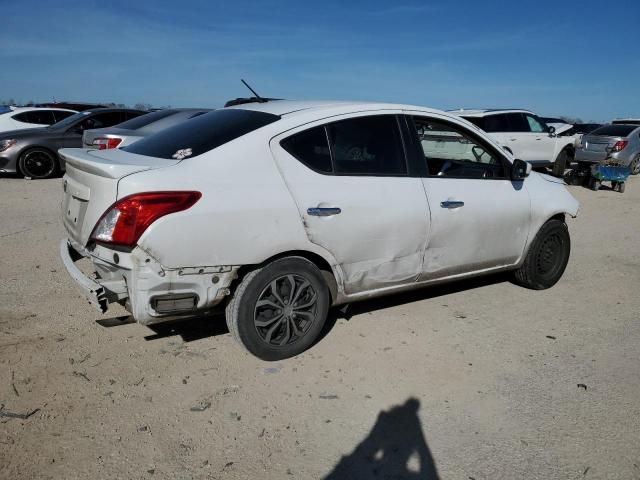 3N1CN7AP5JL864939 - 2018 NISSAN VERSA S WHITE photo 3