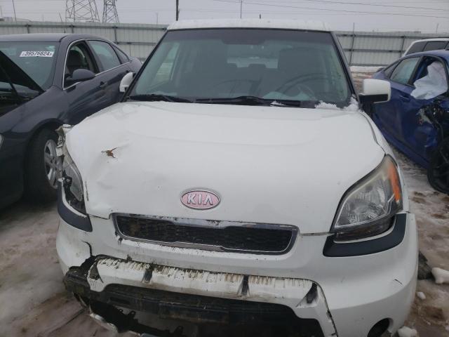 KNDJT2A22A7138297 - 2010 KIA SOUL + WHITE photo 5