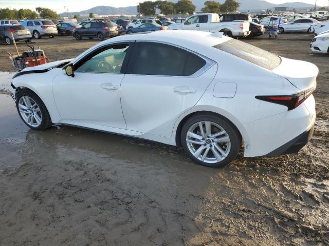 JTHCA1D22M5110549 - 2021 LEXUS IS 300 WHITE photo 2