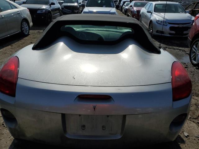 1G2MB33B36Y108282 - 2006 PONTIAC SOLSTICE SILVER photo 10