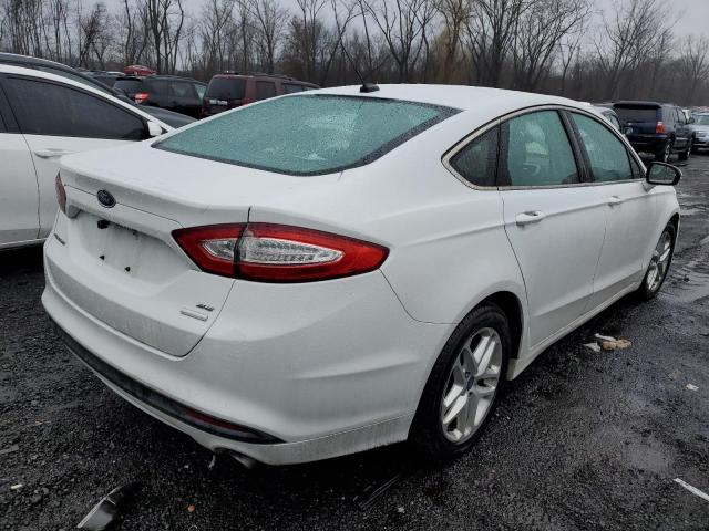 1FA6P0HD4G5134302 - 2016 FORD FUSION SE WHITE photo 3