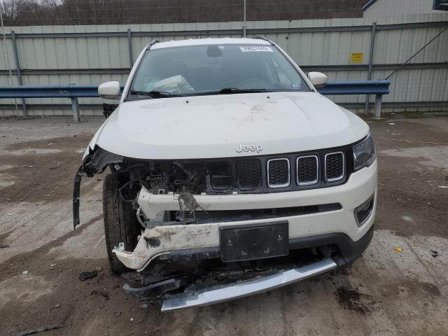 3C4NJDCB0KT753458 - 2019 JEEP COMPASS LIMITED WHITE photo 5
