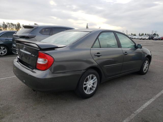 4T1BE32K13U244193 - 2003 TOYOTA CAMRY LE GRAY photo 3