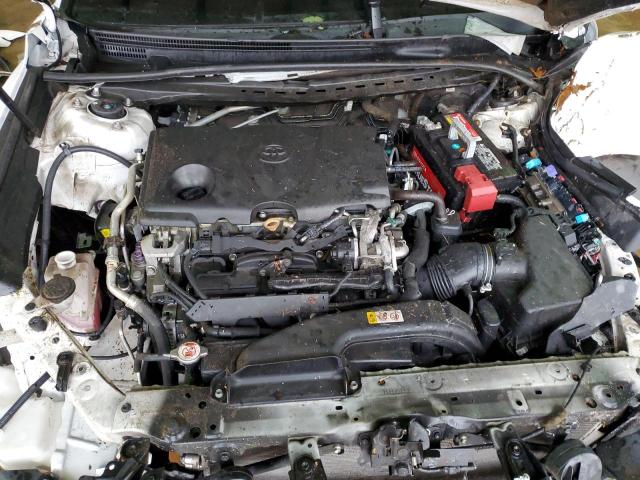 4T1B11HK7JU569841 - 2018 TOYOTA CAMRY L WHITE photo 11