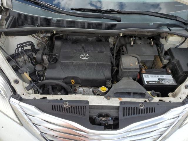 5TDDK3DC9BS015484 - 2011 TOYOTA SIENNA XLE WHITE photo 12