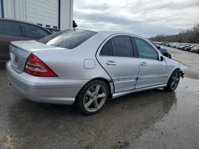 WDBRF52H26F769755 - 2006 MERCEDES-BENZ C 230 SILVER photo 3