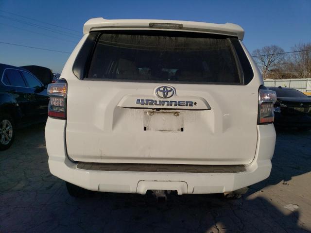 JTEZU5JR8E5082362 - 2014 TOYOTA 4RUNNER SR5 WHITE photo 6