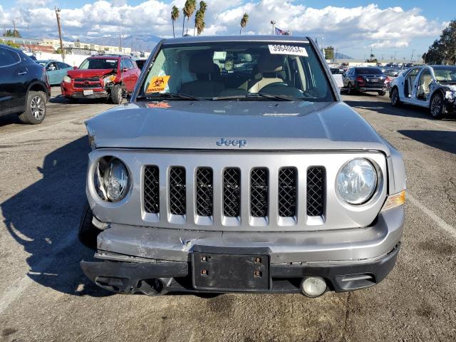 1C4NJRFB1FD347922 - 2015 JEEP PATRIOT LATITUDE GRAY photo 5