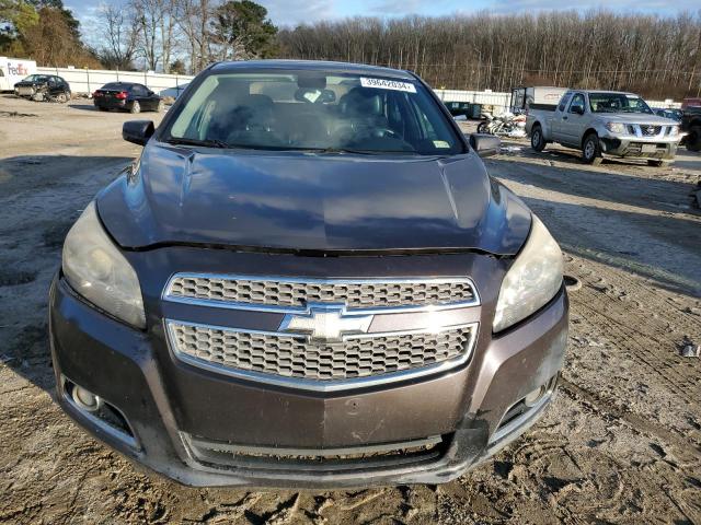 1G11H5SA8DF248508 - 2013 CHEVROLET MALIBU LTZ ნაცრისფერი ფოტო 5