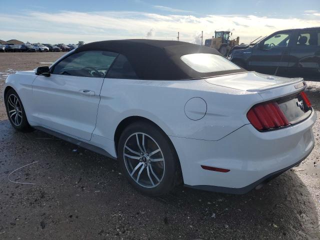 1FATP8UH1H5293676 - 2017 FORD MUSTANG WHITE photo 2