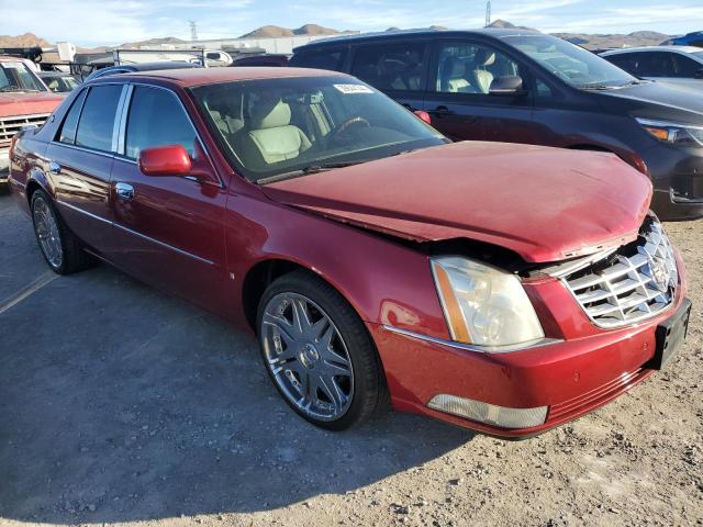 1G6KD57998U129263 - 2008 CADILLAC DTS RED photo 4