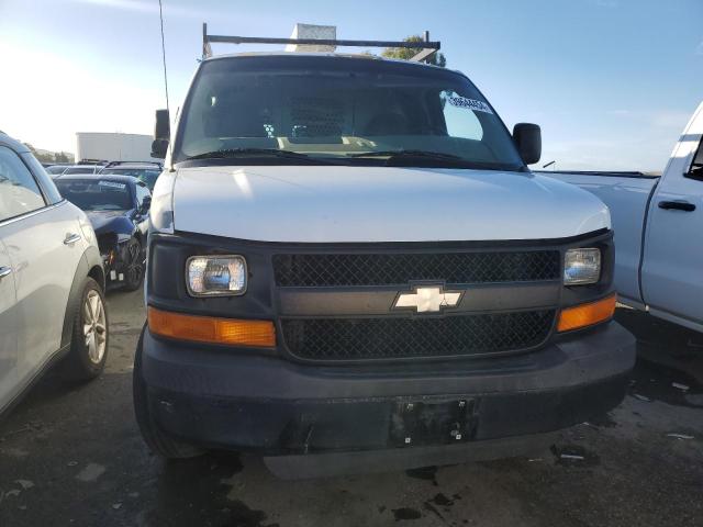 1GCHG35U261136466 - 2006 CHEVROLET EXPRESS G3 WHITE photo 5