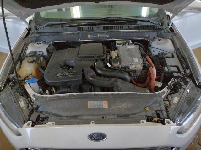 3FA6P0LU5DR245702 - 2013 FORD FUSION SE HYBRID WHITE photo 11