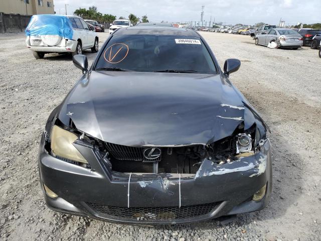 JTHBK262665003812 - 2006 LEXUS IS 250 GRAY photo 5