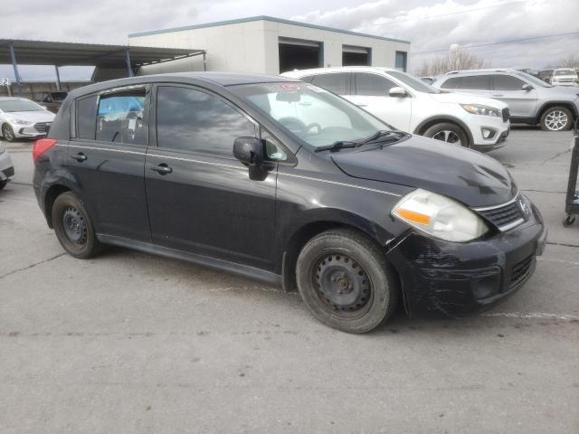 3N1BC13E59L400958 - 2009 NISSAN VERSA S BLACK photo 4