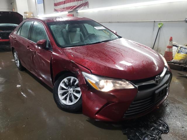 4T1BF1FK6FU994334 - 2015 TOYOTA CAMRY LE RED photo 4