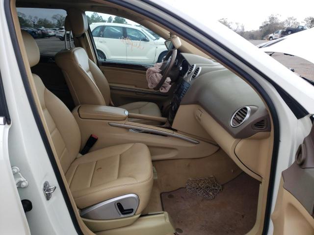 4JGBB8GB6BA735048 - 2011 MERCEDES-BENZ ML 350 4MATIC WHITE photo 5